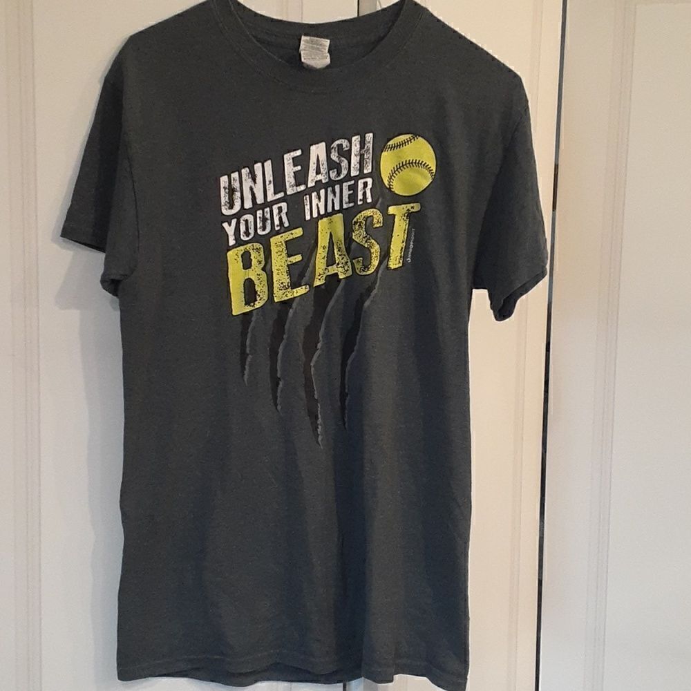 Gildan unisex size S. gray baseball shirt